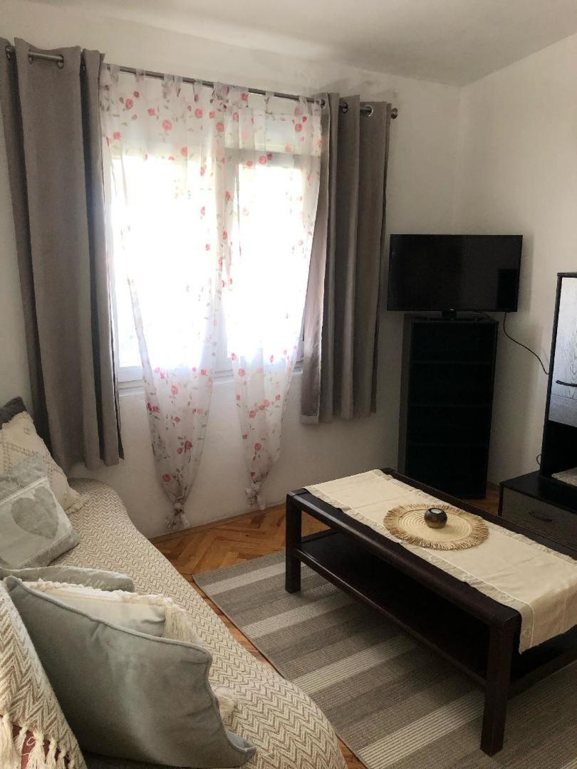Apartman Suky Sukošan Eksteriør billede