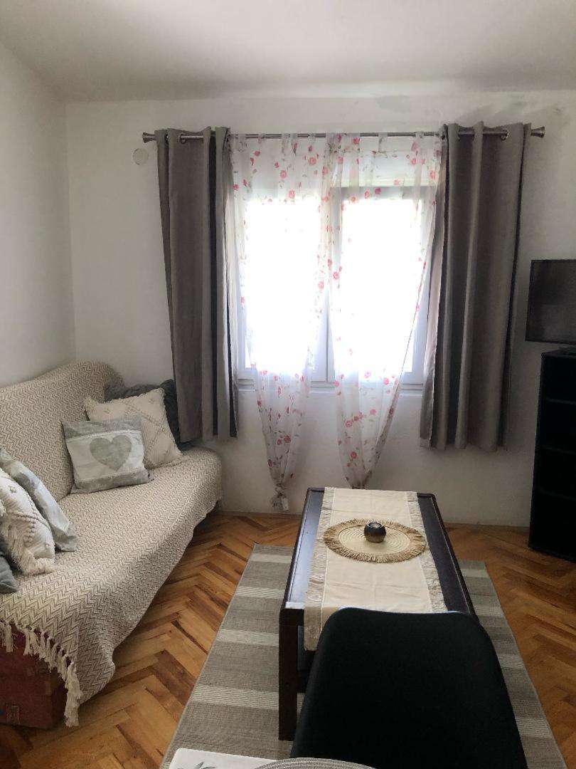 Apartman Suky Sukošan Eksteriør billede