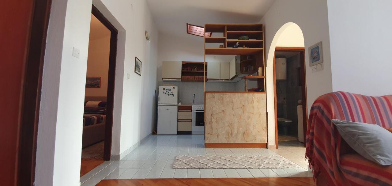 Apartman Suky Sukošan Eksteriør billede